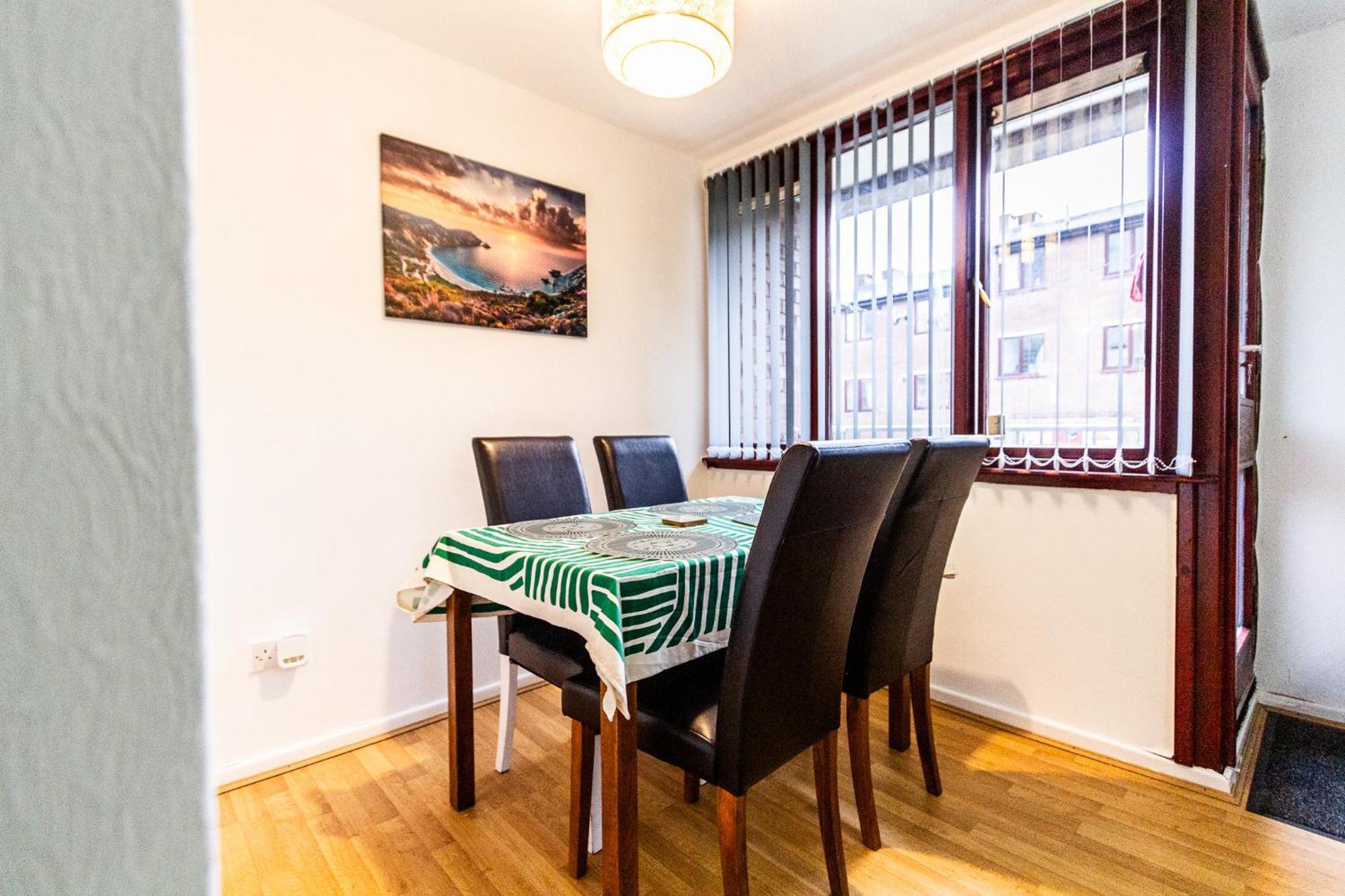 Guest house 1 - Sleek In The Heart Of